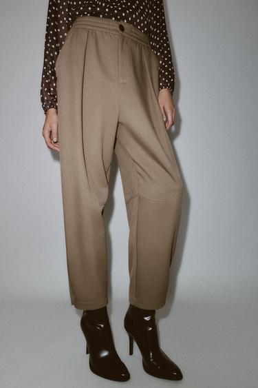 CARROT FIT TROUSERS WITH ELASTIC WAIST - camel by Zara