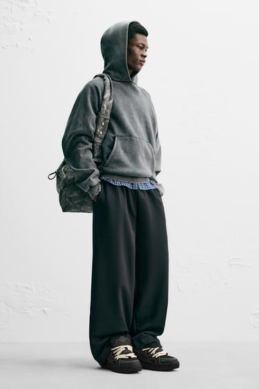 ZAPATILLA SKATE CUERDAS - Negro de Zara