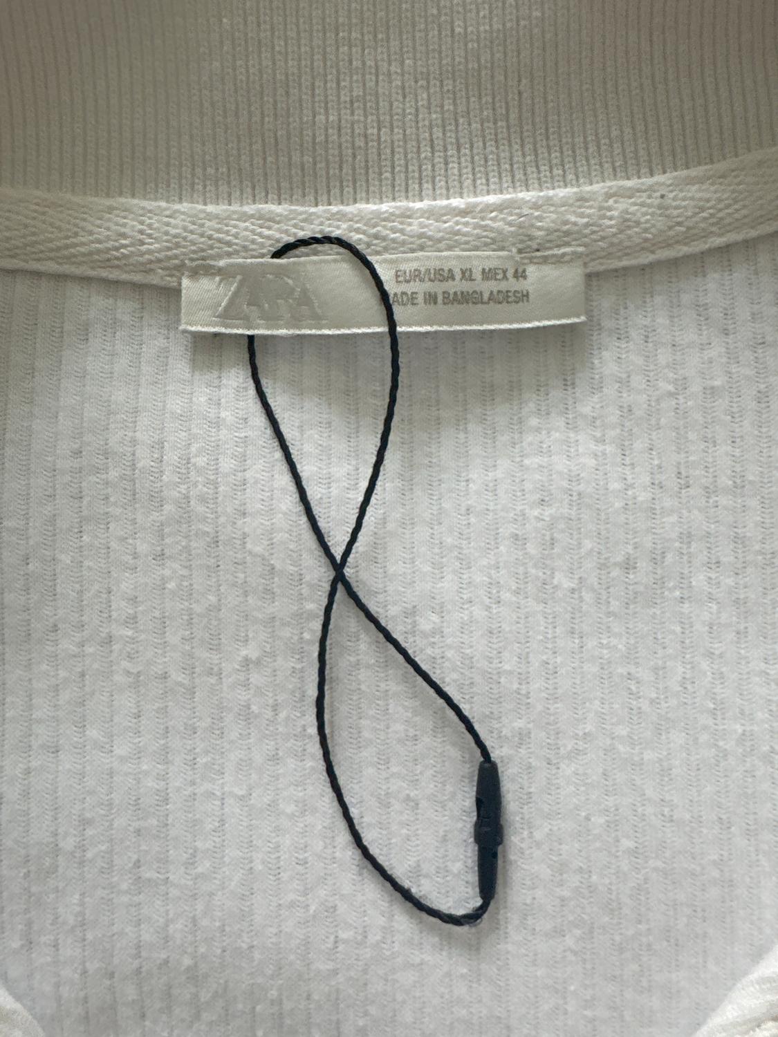 VERTICAL TEXTURED POLO - Image 2