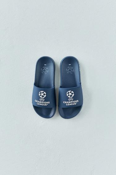 NAZOUVACÍ SANDÁLY UEFA CHAMPIONS LEAGUE ® - Modrá od Zara