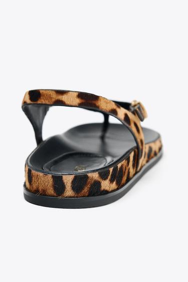 SANDALES  EN CUIR AVEC EFFET FOURRURE ET IMPRIMÉ ANIMALIER - Léopard de Zara - Image 5