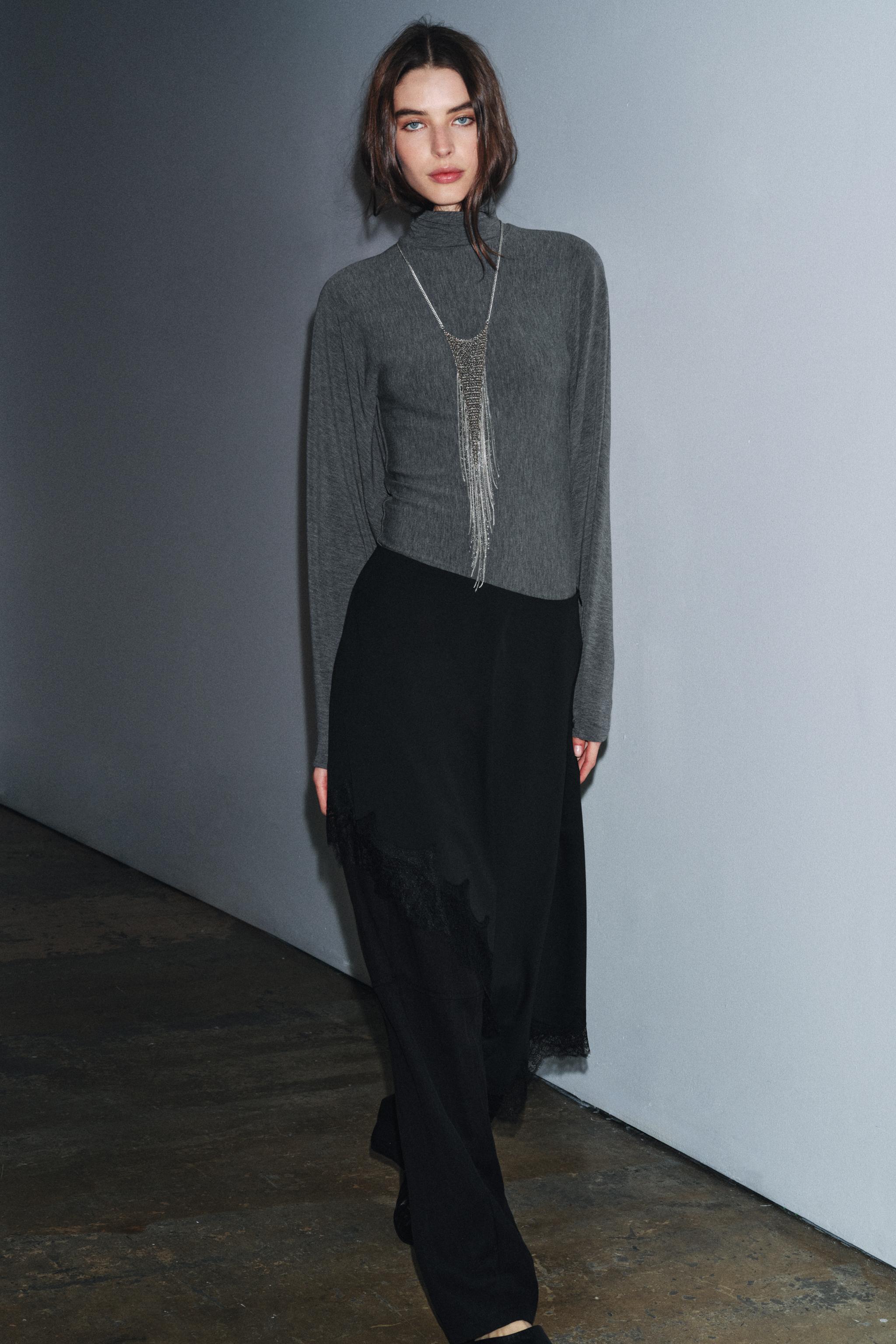 ASYMMETRIC LACE SKIRT ZW COLLECTION