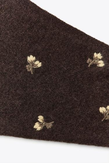 KNITTED BANDANA WITH FLORAL EMBROIDERY - Brown by Zara - Image 2