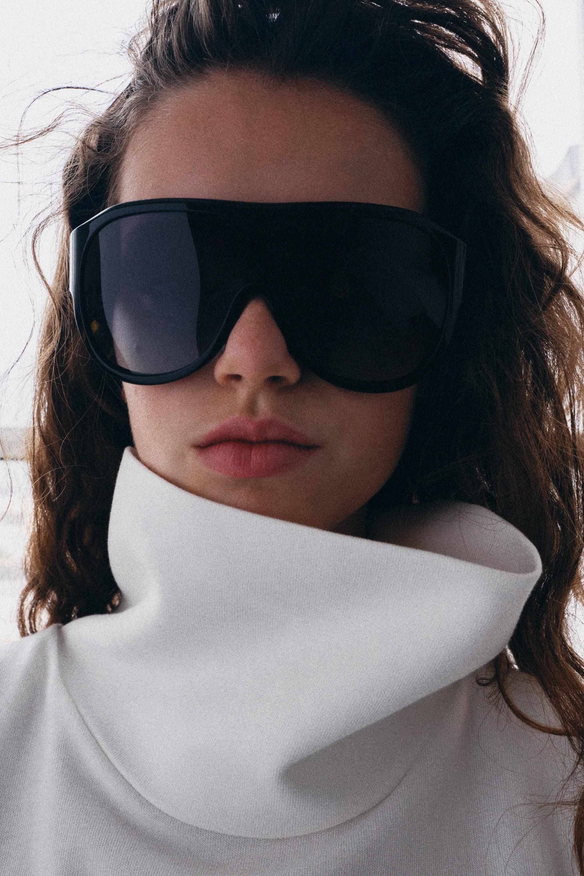 AVIATOR SHIELD SUNGLASSES