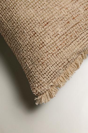 HOUSSE DE COUSSIN FRANGES - Écru de Zara - Image 1
