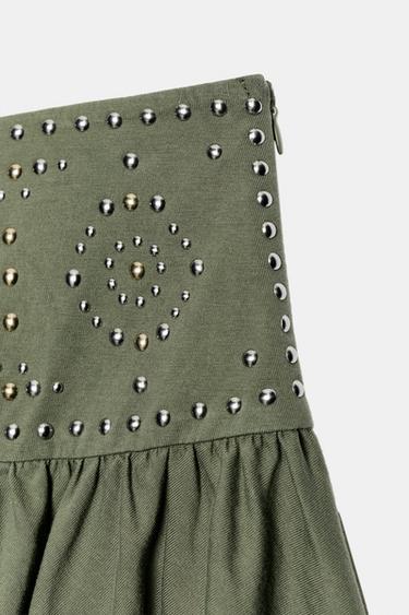 JUPE ASYMÉTRIQUE À CLOUS - Vert de Zara - Image 6