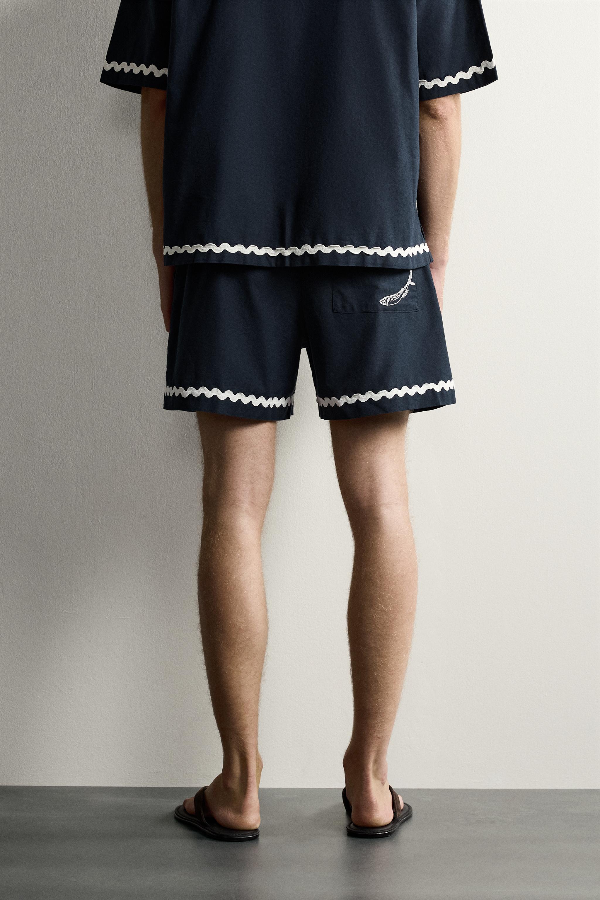 FISH EMBROIDERY SHORTS
