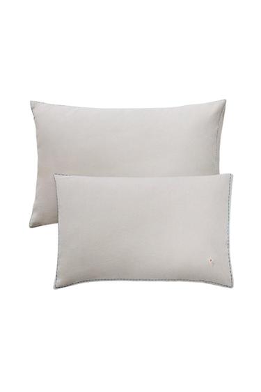KIDS' FLORAL AND STRIPE PILLOWCASE - رمادي الخاص بـ Zara