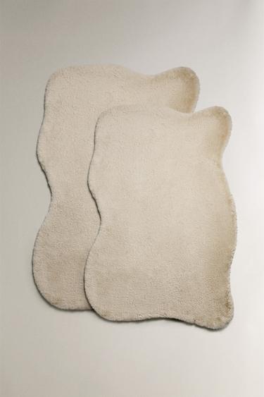 イレギュラーパイルラグライトベージュZaraのイレギュラーパイルラグ - ライトベージュ 