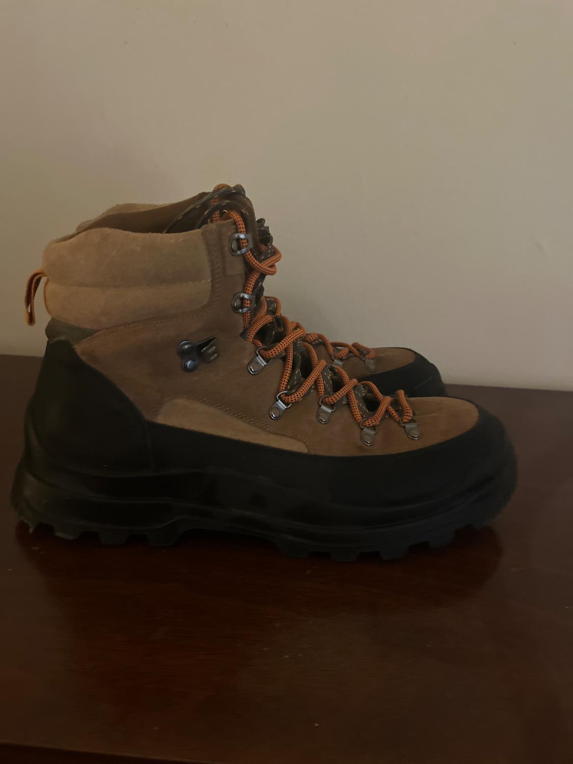 CHUNKY SOLE MENS TREKKING BOOTS MULTIPLE LACES - Image 3