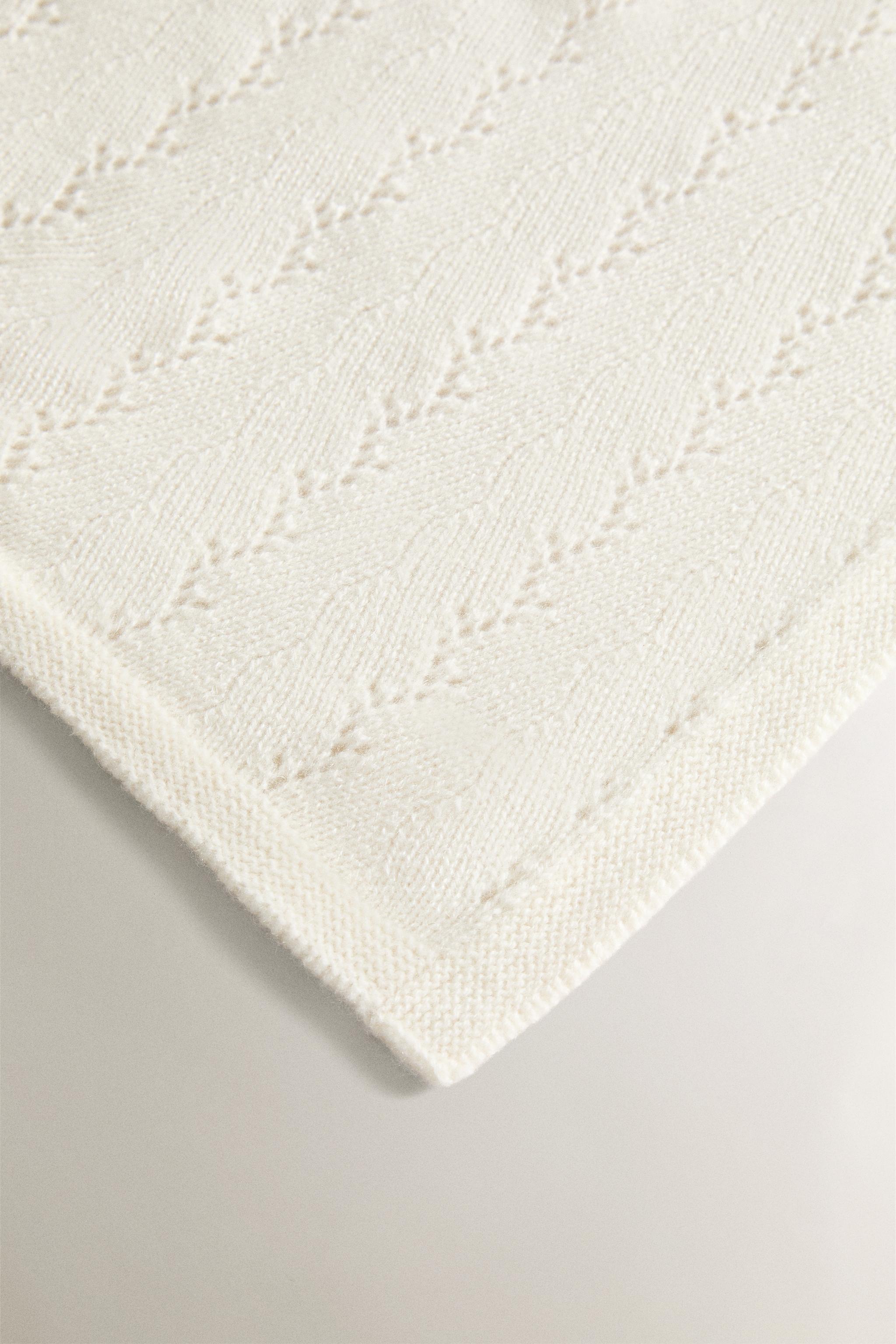 CHILDREN'S KNIT CASHMERE BLANKET