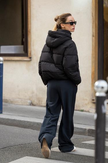 ANORAK COURT À CAPUCHE DÉPERLANT COUPE-VENT - Noir de Zara - Image 4