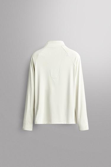 TECHNICAL QUARTER-ZIP T-SHIRT — Sand 2