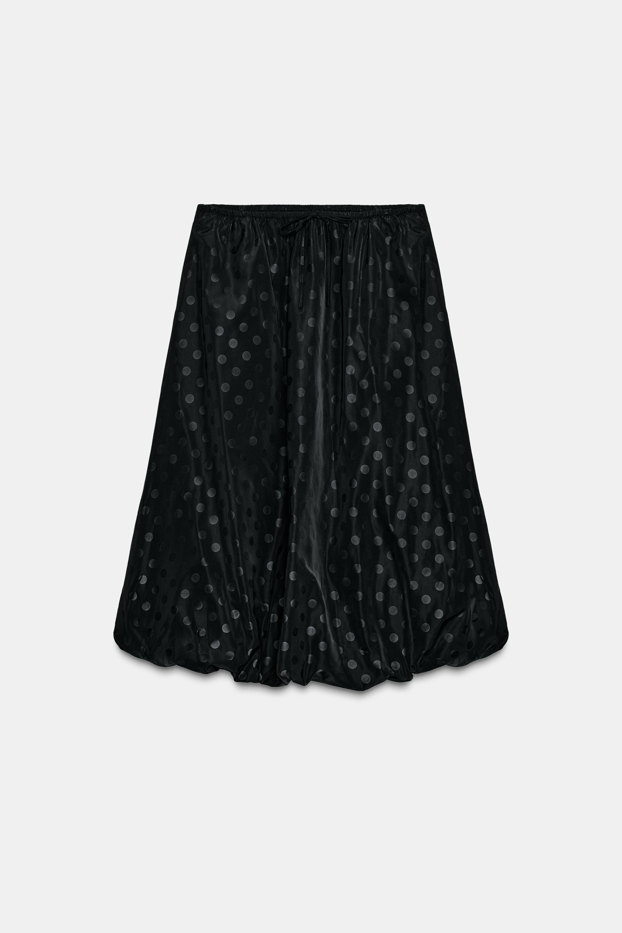 新品タグ付き　パドカレ　ブラウス、スカート　ブラック　水玉 未使用品）パドカレブラウス、スカートブラック水玉