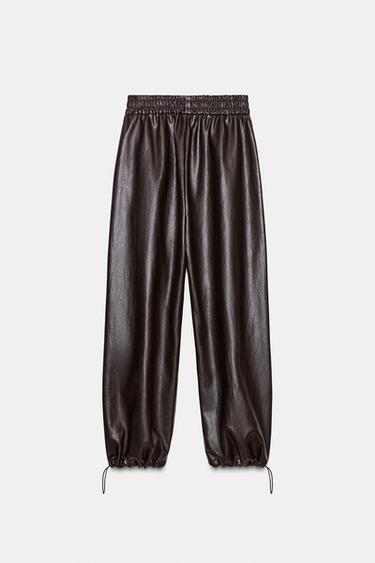 PANTALON BOUFFANT MATIÈRE SYNTHÉTIQUE - Marron foncé de Zara - Image 7