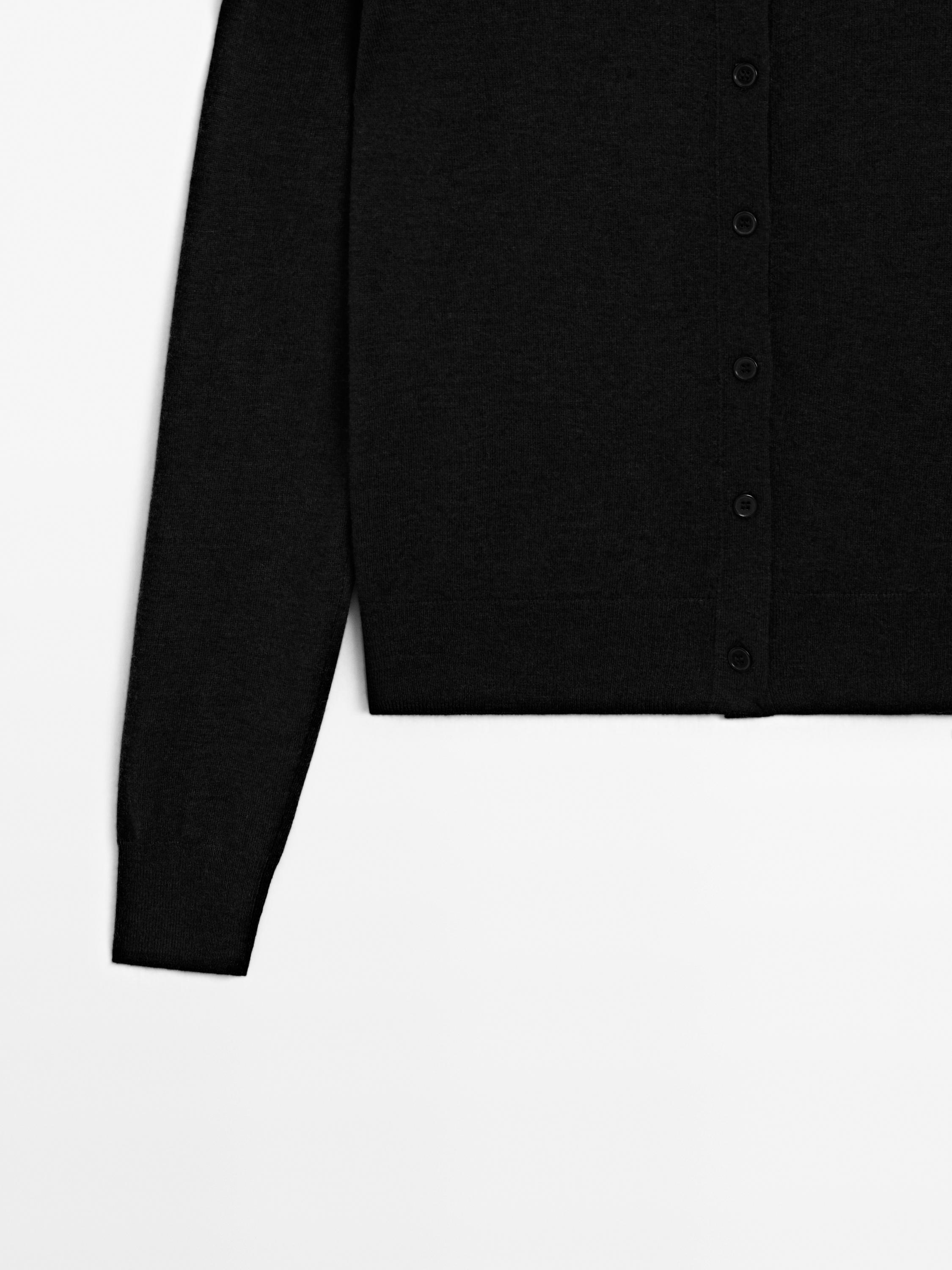 Wool blend knit cardigan with crew neck