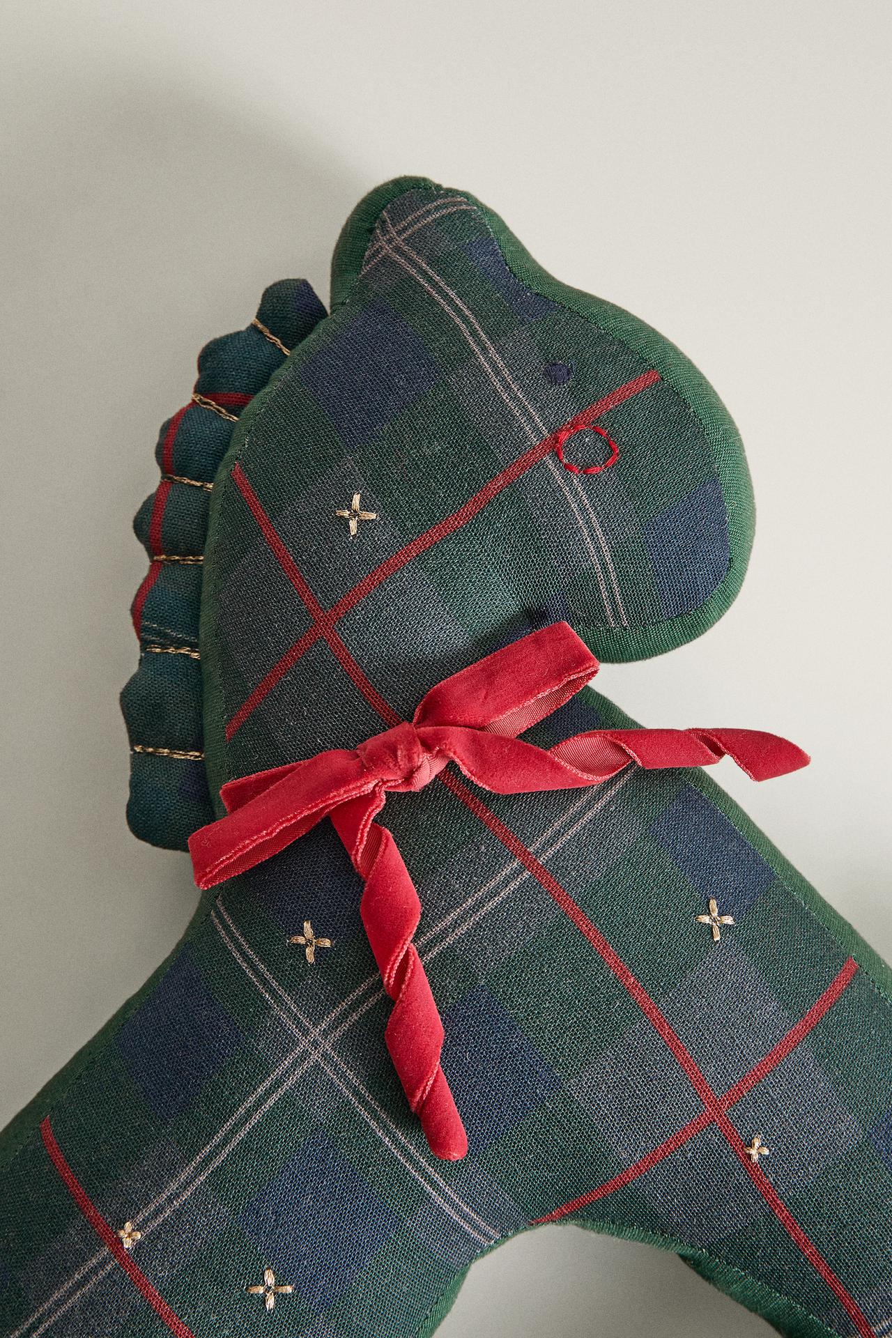 CHRISTMAS ROCKING HORSE KIDS' CUSHION — Green