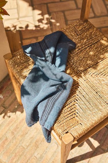 PACK OF COLOURED HEAVY-LINEN NAPKINS (PACK OF 2) - Blue by Zara