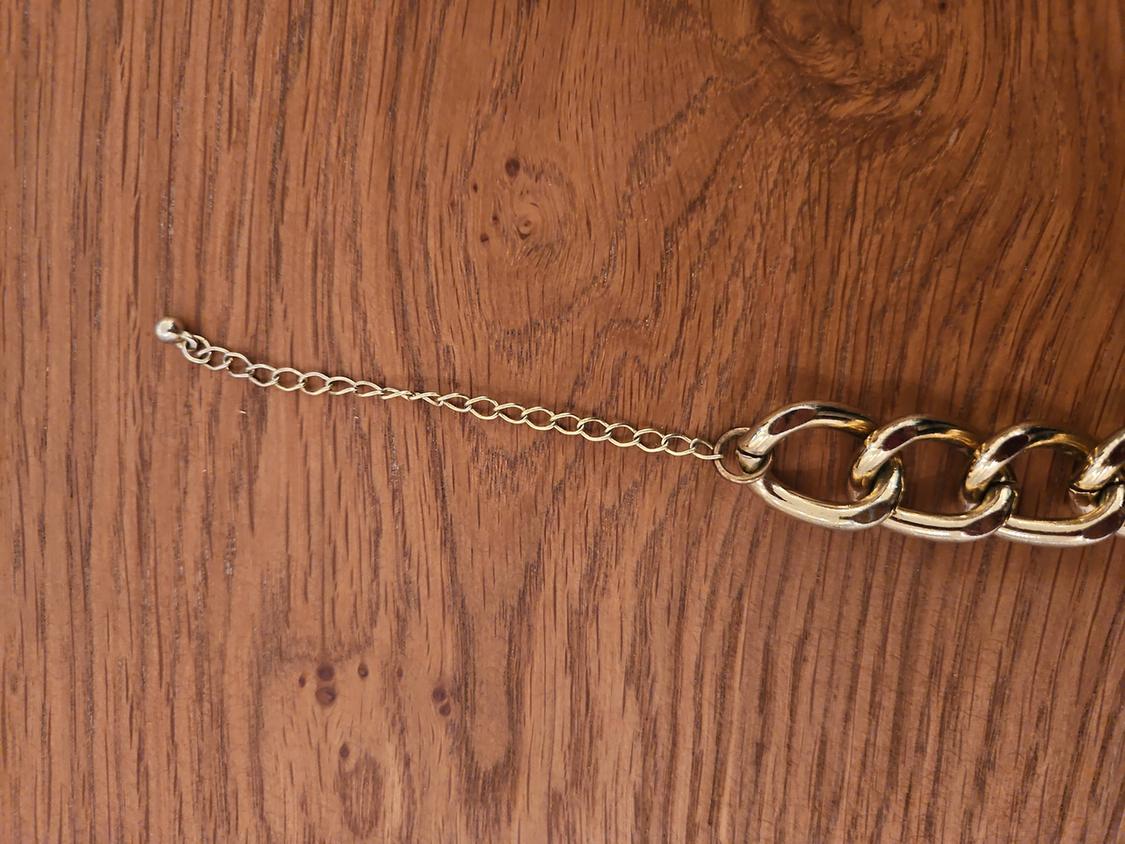 CHAIN LINK NECKLACE - Image 2