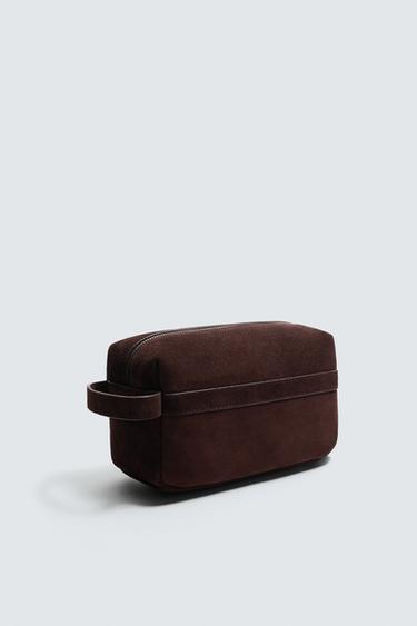 TROUSSE DE TOILETTE EN CUIR - Marron de Zara - Image 1