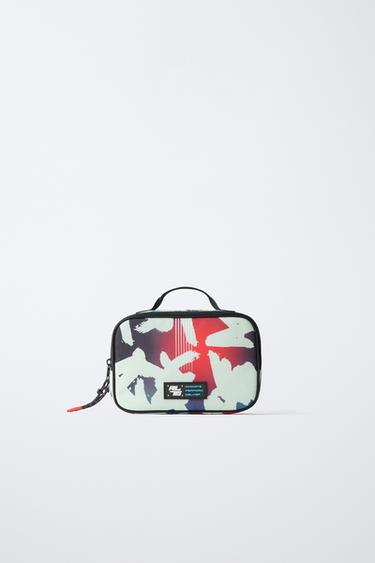 GRAPHIC TRAVEL TOILETRY BAG — Multi-color 1
