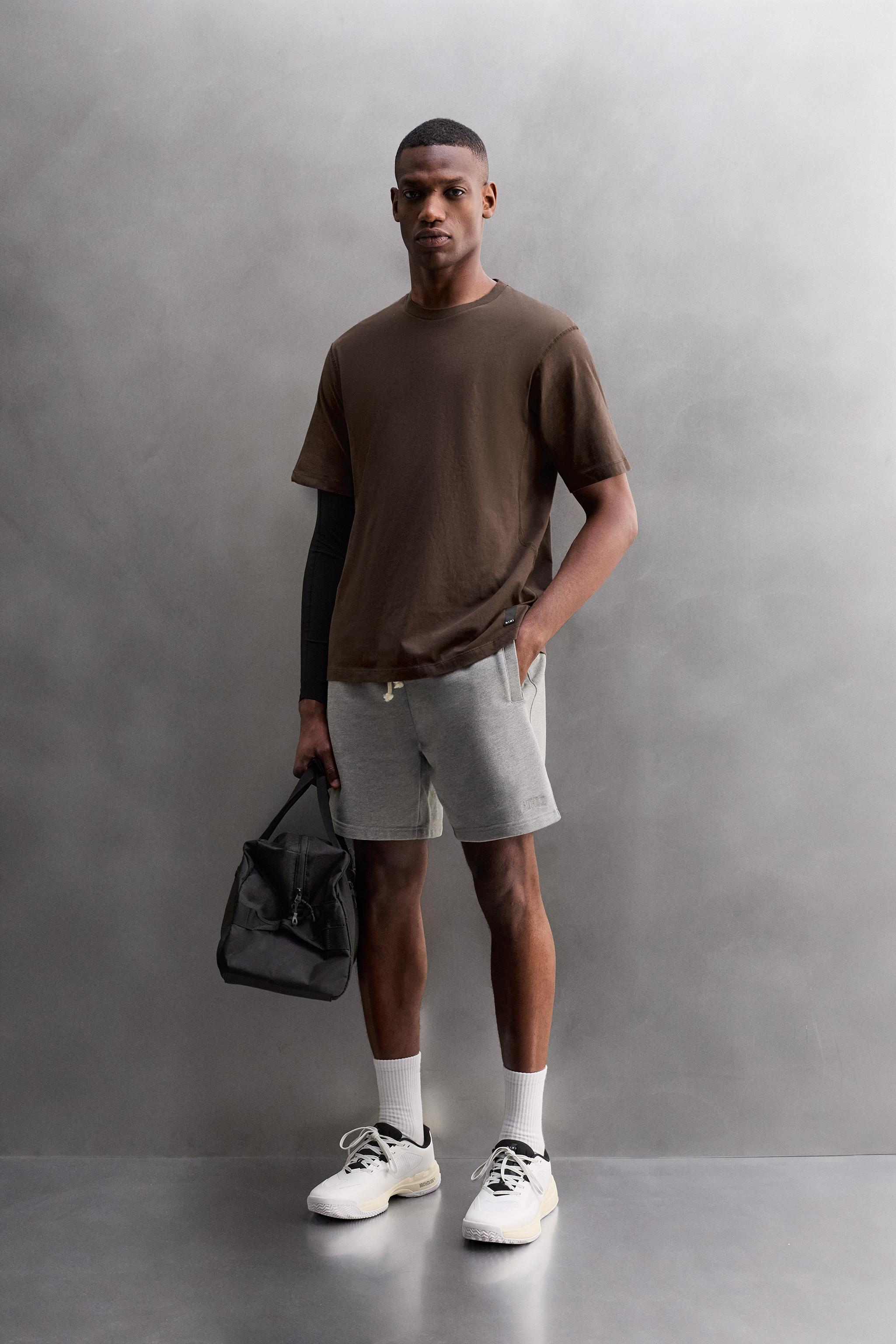 RUNNING GRAPHIC PRINT T-SHIRT - Brown | ZARA United States