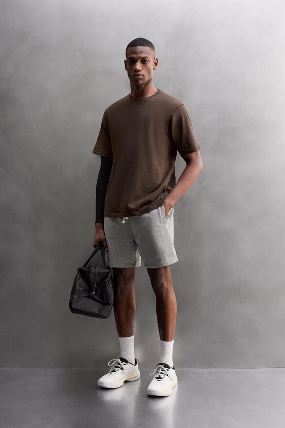 RUNNING GRAPHIC PRINT T-SHIRT