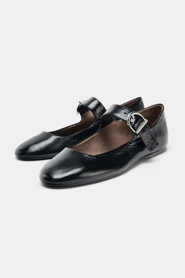 BALLERINES EN CUIR BOUCLE - Noir de Zara - Image 1