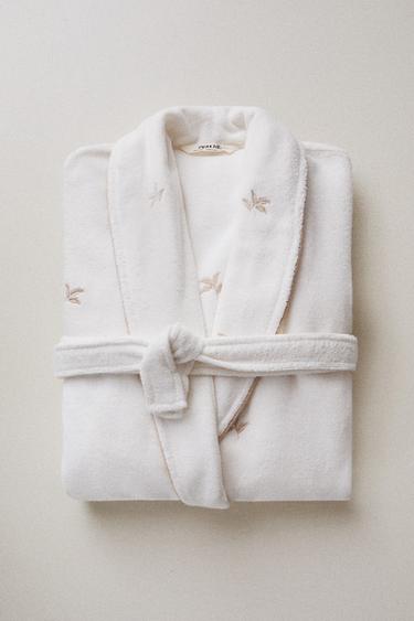 FLORAL COTTON DRESSING GOWN (380 GSM) — Ivory 1