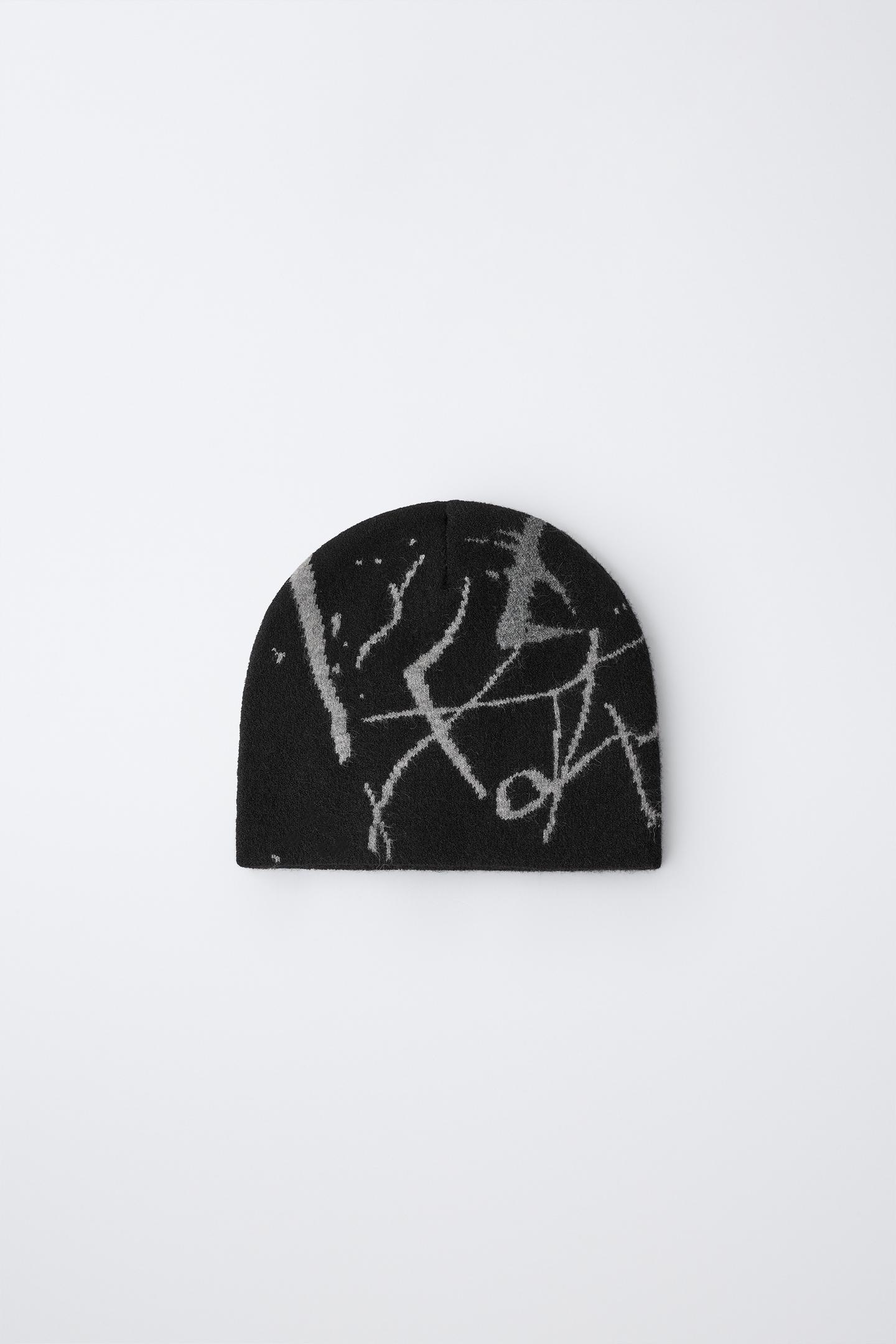 Детская шапка Zara Graffiti Knit Beanie, цвет: Чёрный — фото 1