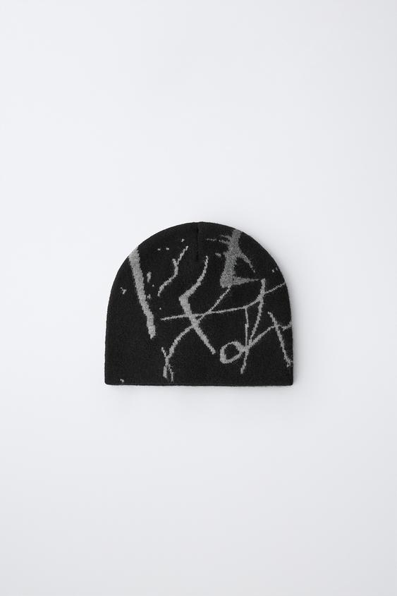 GORRO PUNTO GRAFFITI - Negro de Zara - Imaxe 0