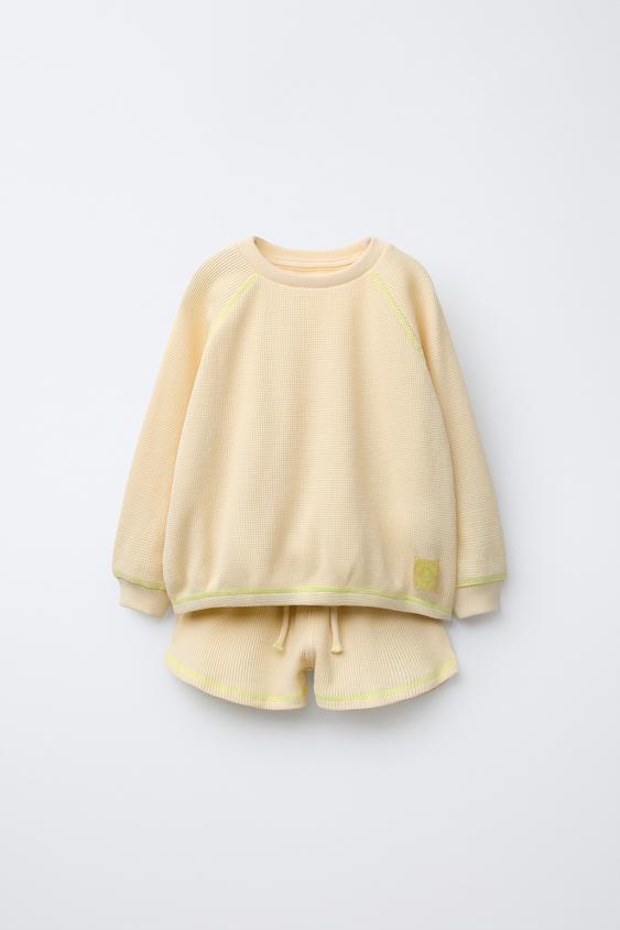 WAFFLE STITCH SWEATSHIRT AND BERMUDA SHORTS SET