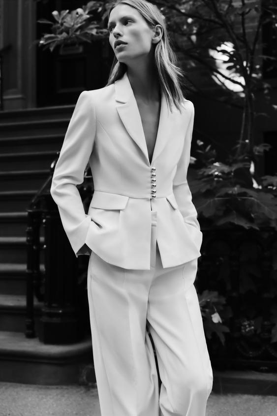 VESTE PÉPLUM À ÉPAULETTES - Écru de Zara - Image 1