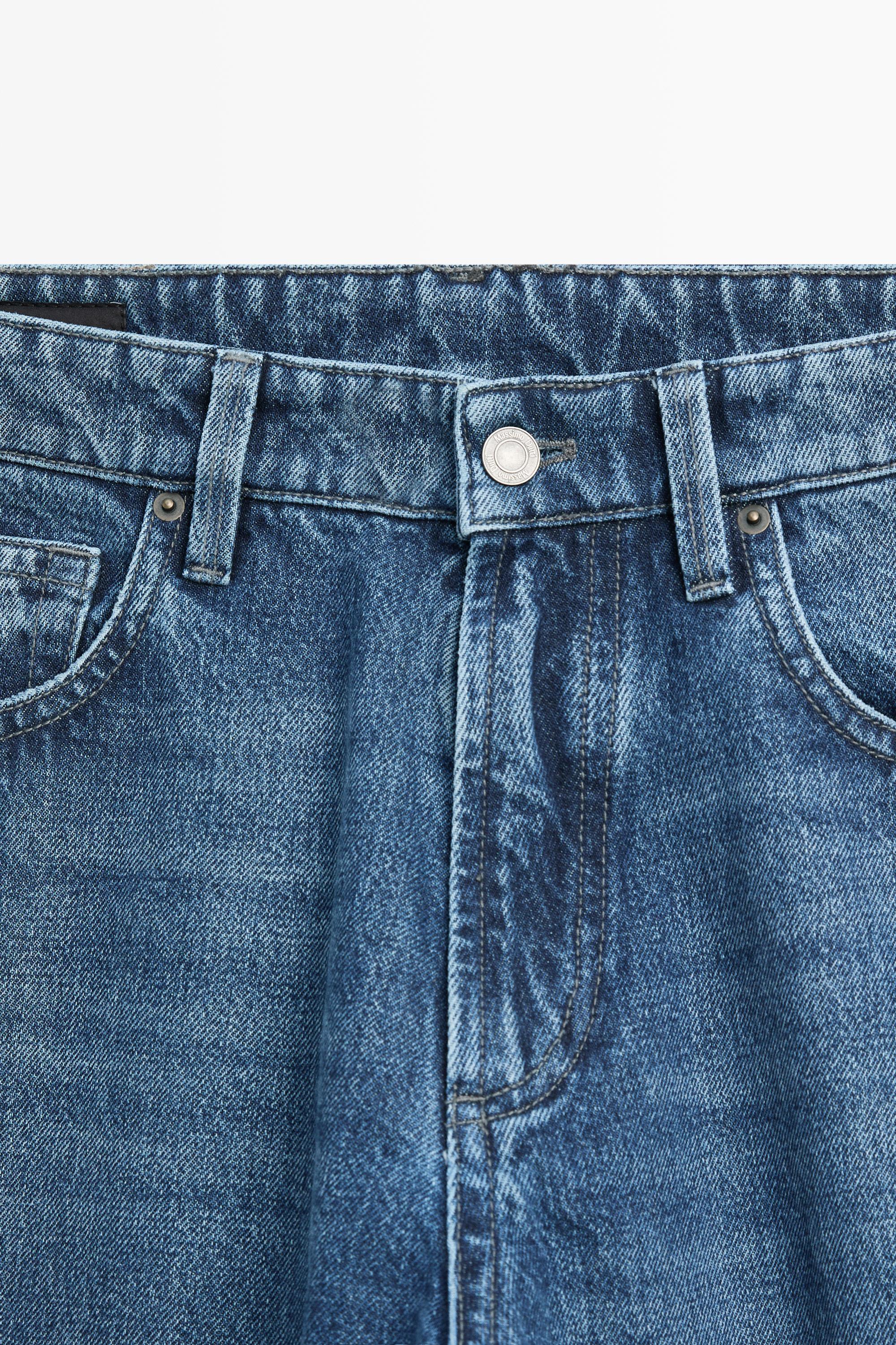 Relaxed fit jeans