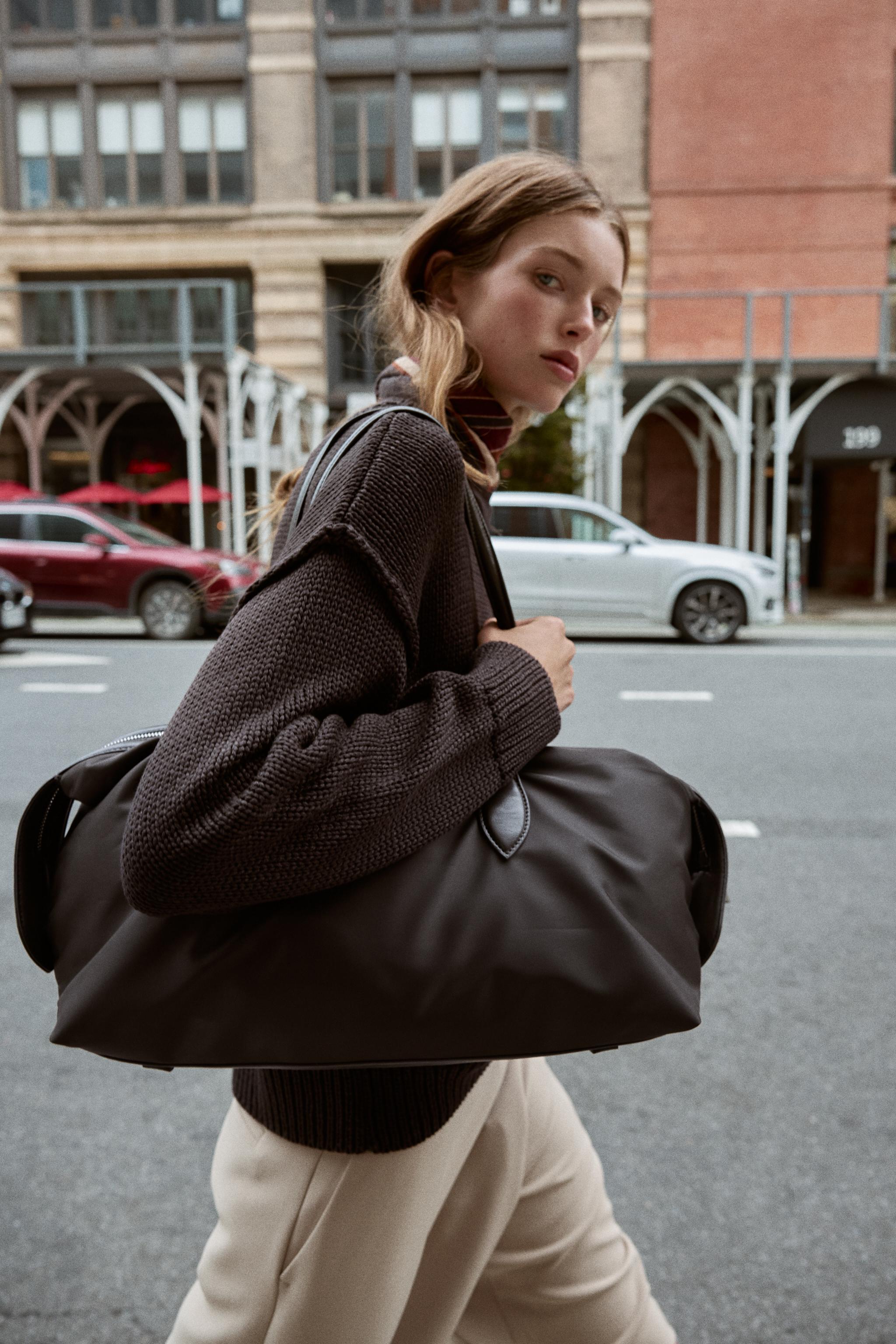 ZARA ブラウン レザー カットアウトバッグ ZARA ブラウン レザー カットアウトバッグ 2025年最新】zara