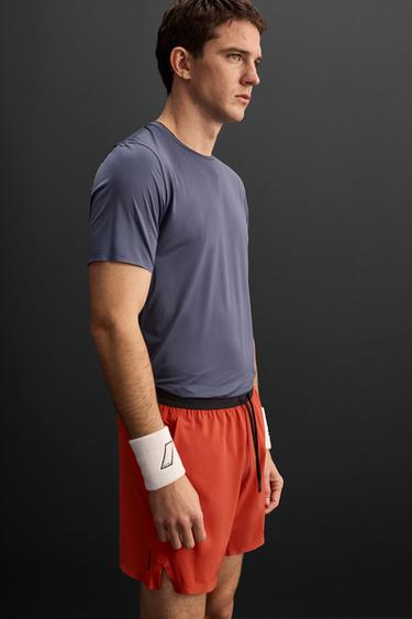 SPORTS WRISTBANDS - White by Zara - Image 0
