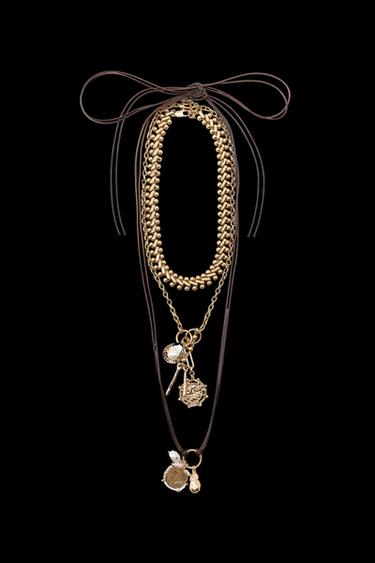 PACK 3 COLLARES CADENA CORDÓN CHARMS - Dorado de Zara - Imagen 0