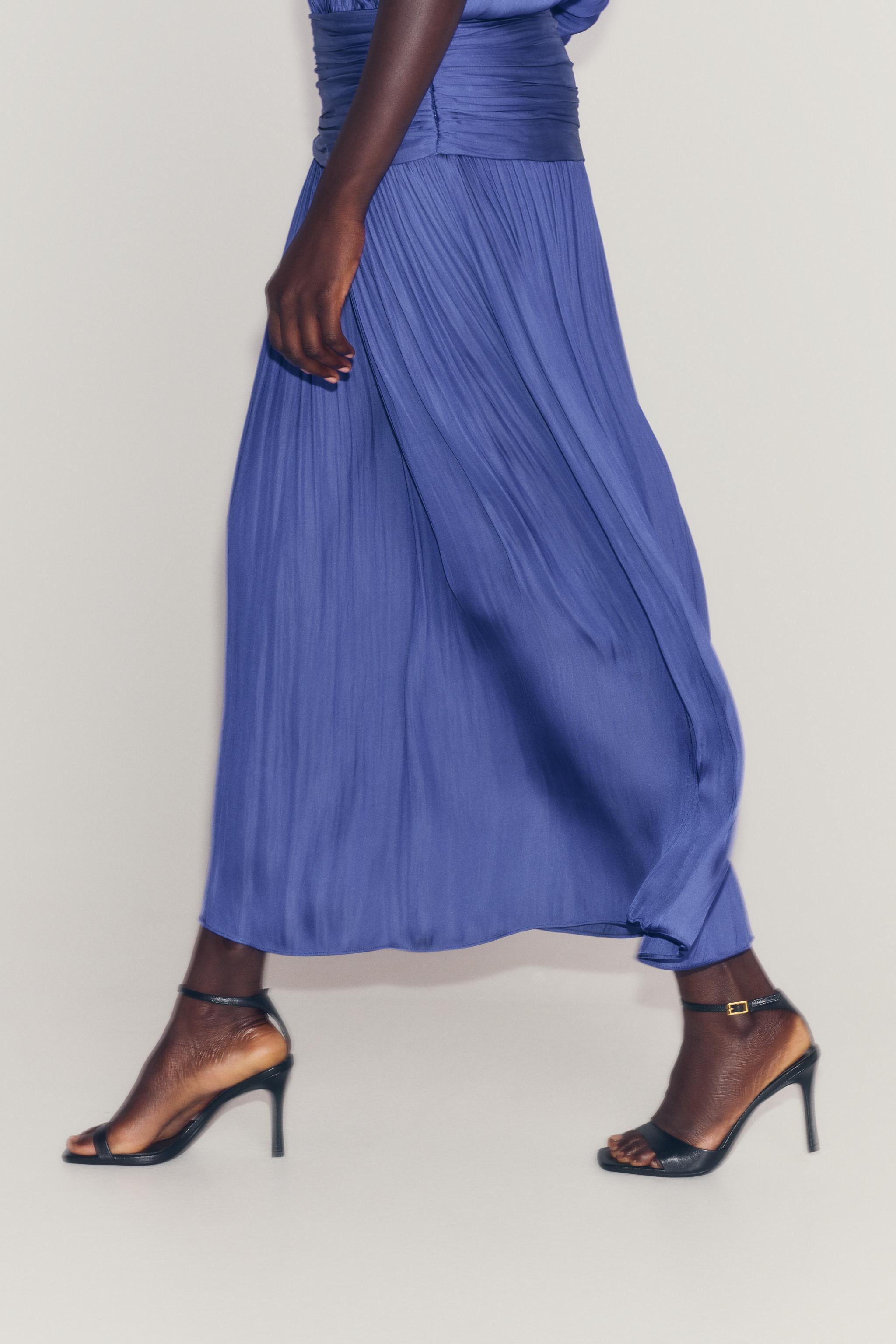 Женские сандалии Zara ASYMMETRIC LEATHER HEELED SANDALS