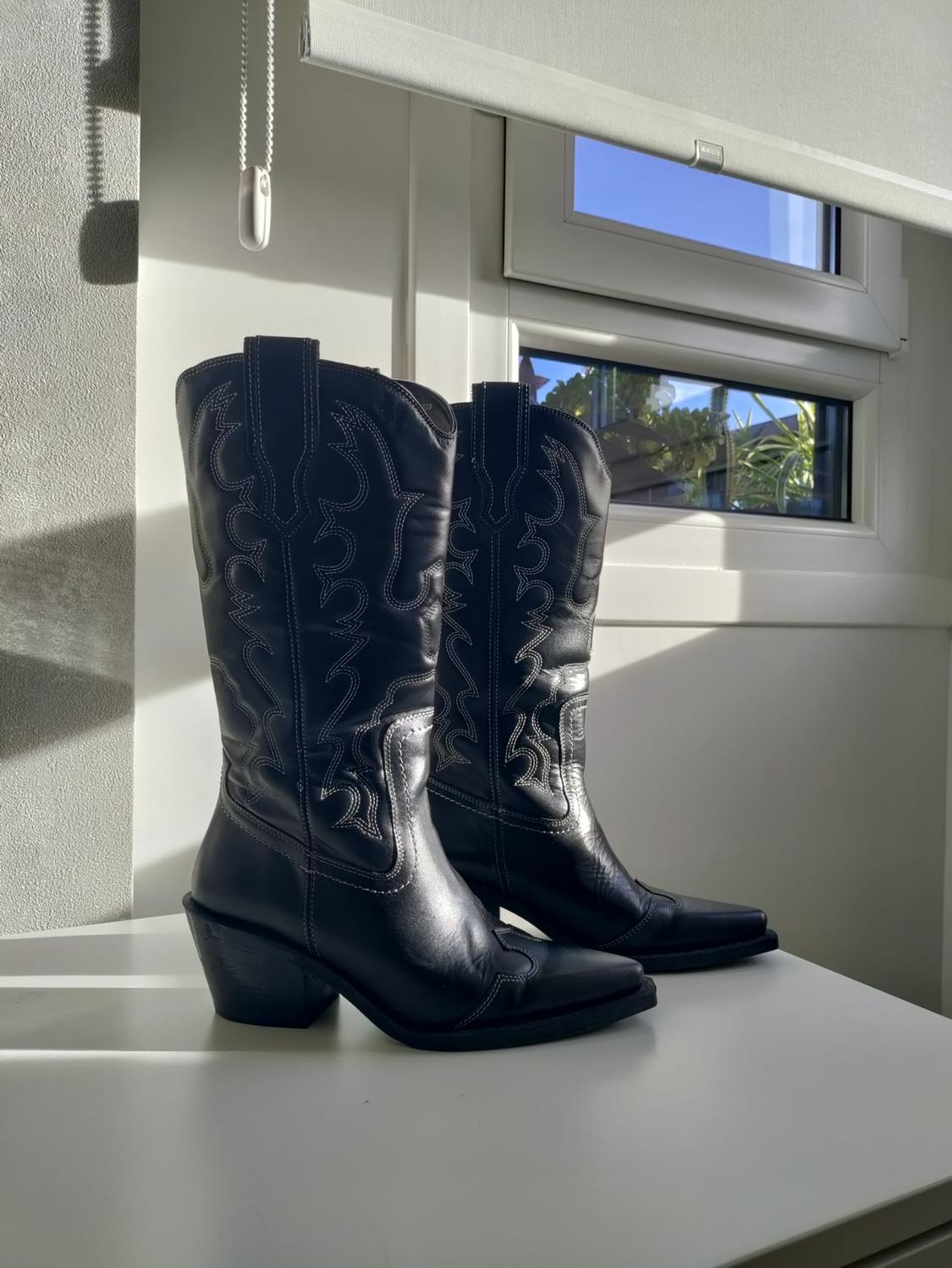 TOPSTITCHED LEATHER COWBOY BOOTS - Image 3
