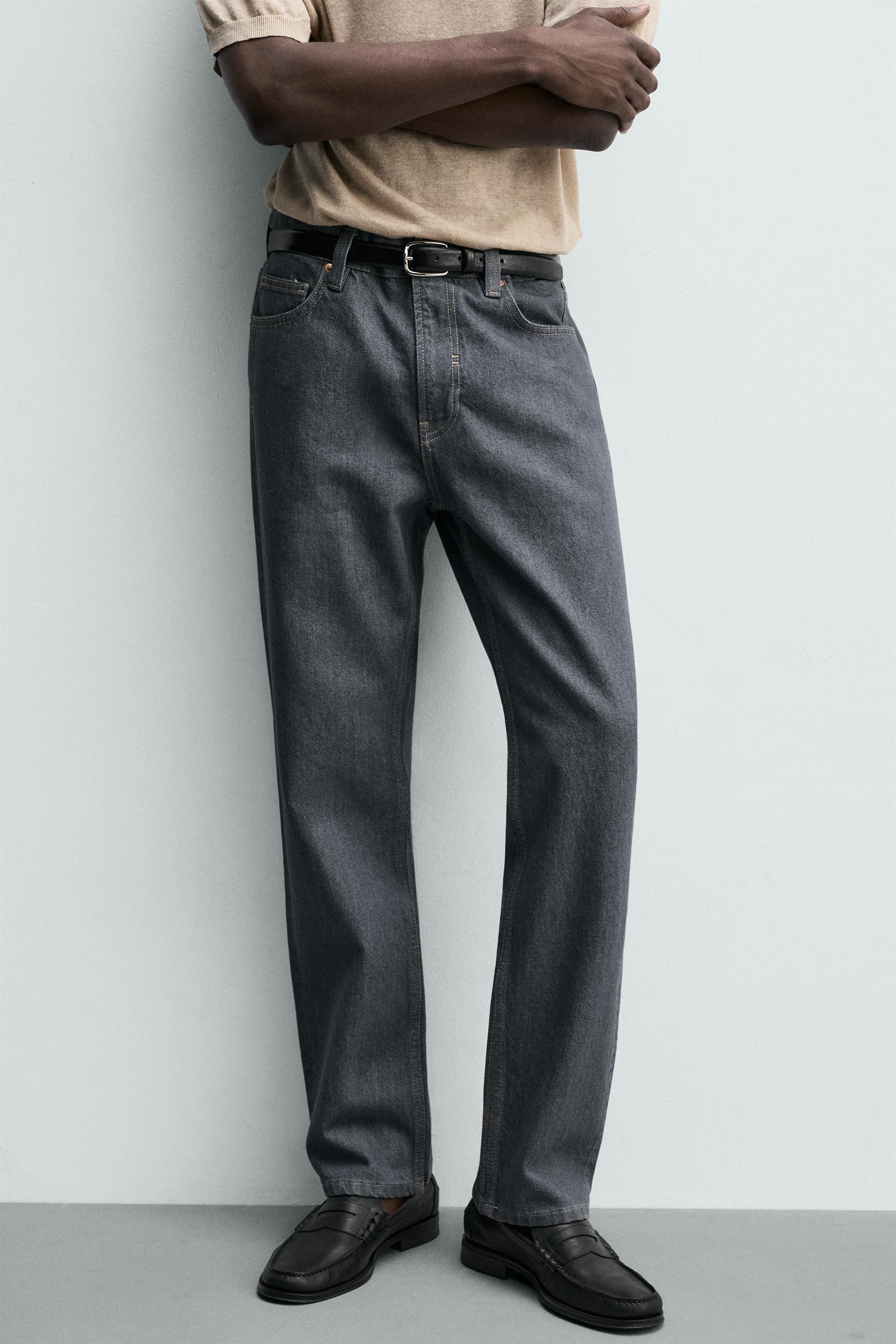 STRAIGHT FIT JEANS