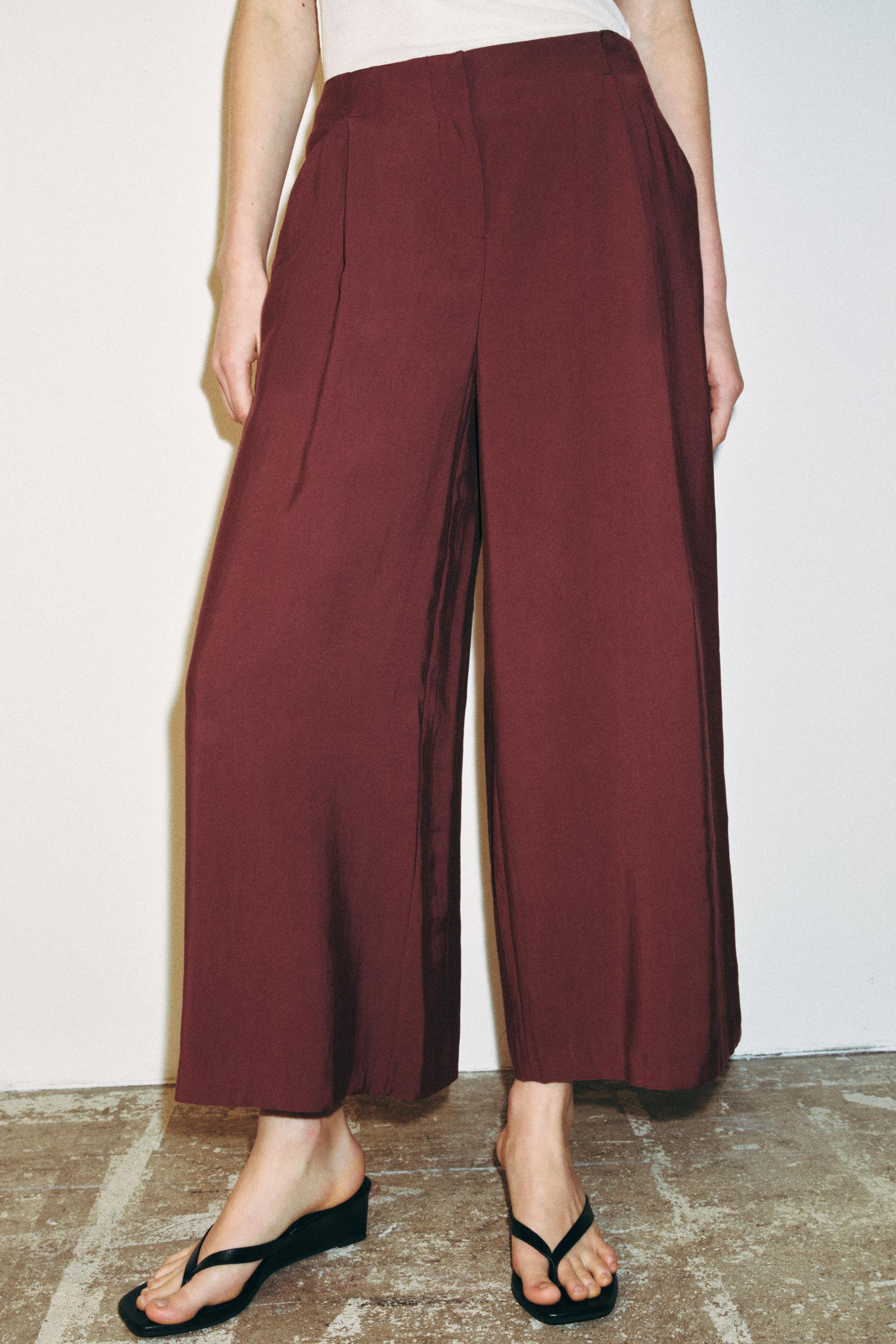 JUPE-CULOTTE À PINCES