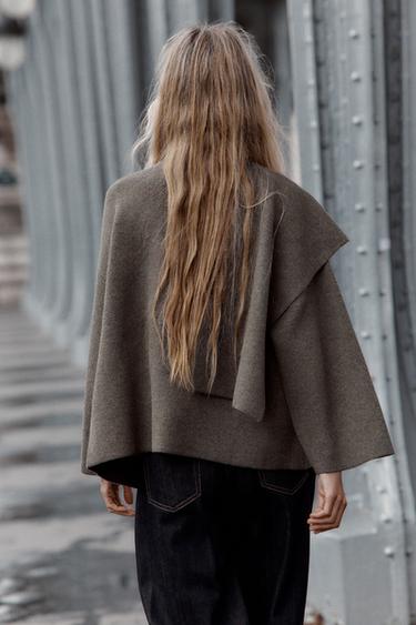 MANTEAU COURT EN MAILLE AVEC ÉCHARPE - Marron / Taupe de Zara - Image 3