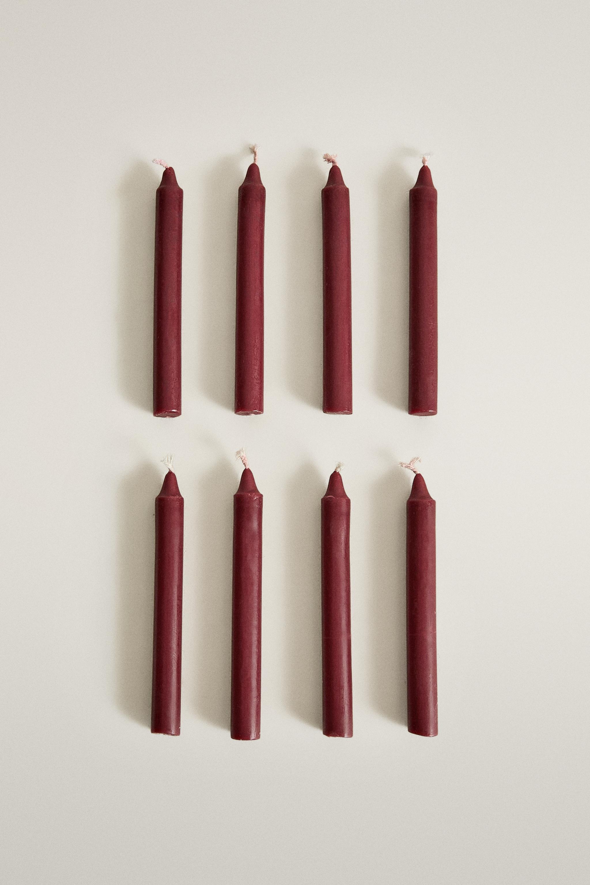DECORATIVE CYLINDRICAL CHRISTMAS CANDLES (PACK OF 8)