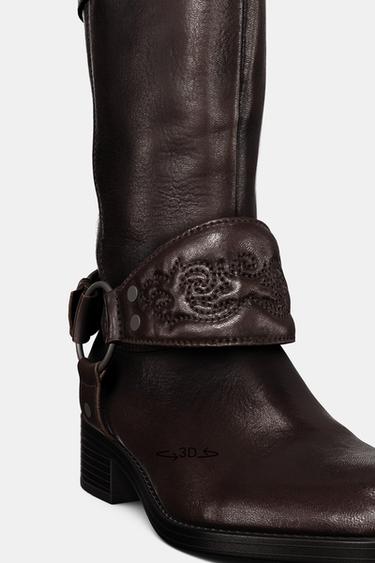 BOTTES PLATES BRODÉES EN CUIR - Marron de Zara - Image 6