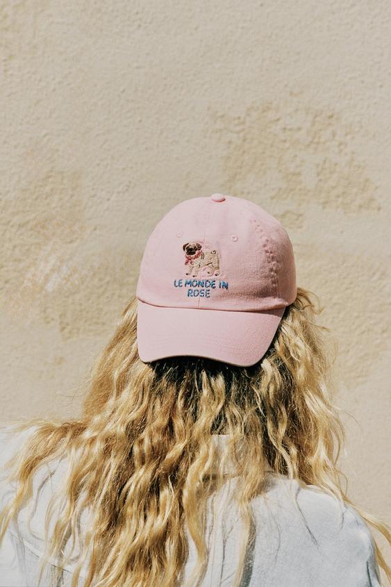 GORRA SARGA TEXTO PERRO - Rosa de Zara - Imagen 0
