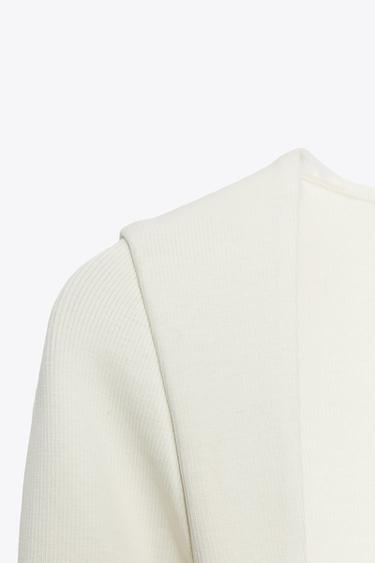 T-SHIRT CÔTELÉ DÉCOLLETÉ CARRÉ - Écru de Zara - Image 7