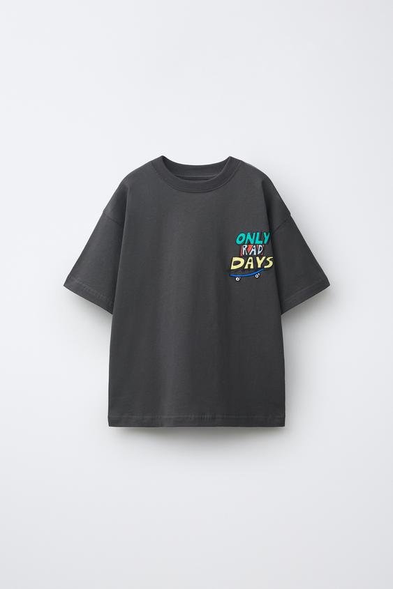 تيشرت بطبعة شعار - أنثراسيت داكن الخاص بـ Zara - صورة 0