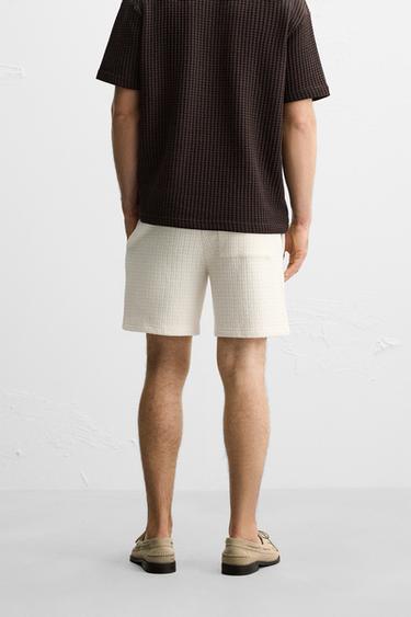 TEXTURED JOGGER BERMUDA SHORTS - Ecru by Zara - Image 2