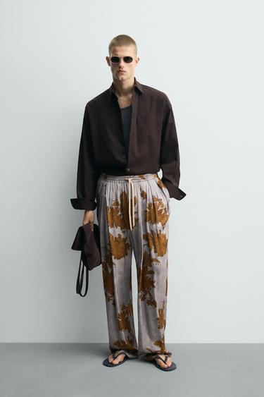 RELAXED FIT FLOWING TROUSERS - Printed by Zara
