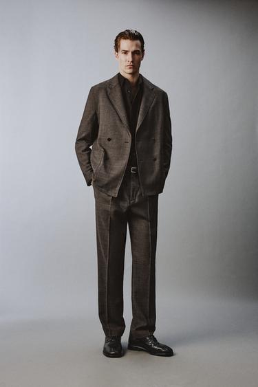 PANTALÓN PLIEGUES TRAJE ESTRUCTURA 100% LANA - Marrón de Zara